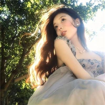 红色白鹦鹉